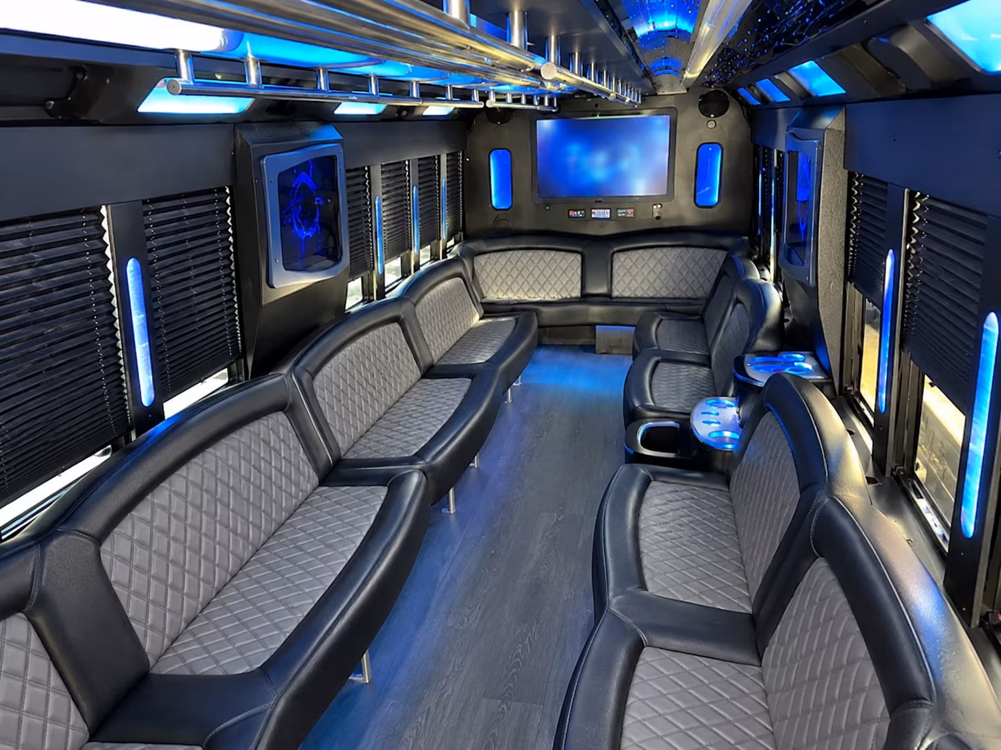 bus rentals for bands performers and group in the antelope valley