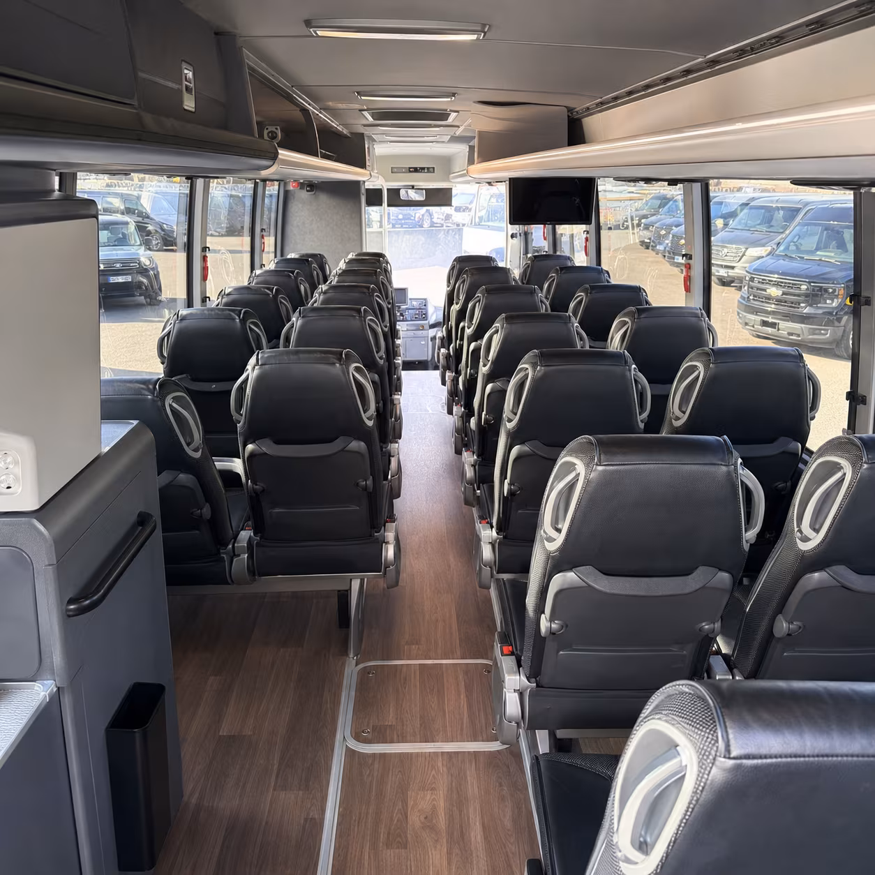 charter buses for palmdale school trips to los angeles museums