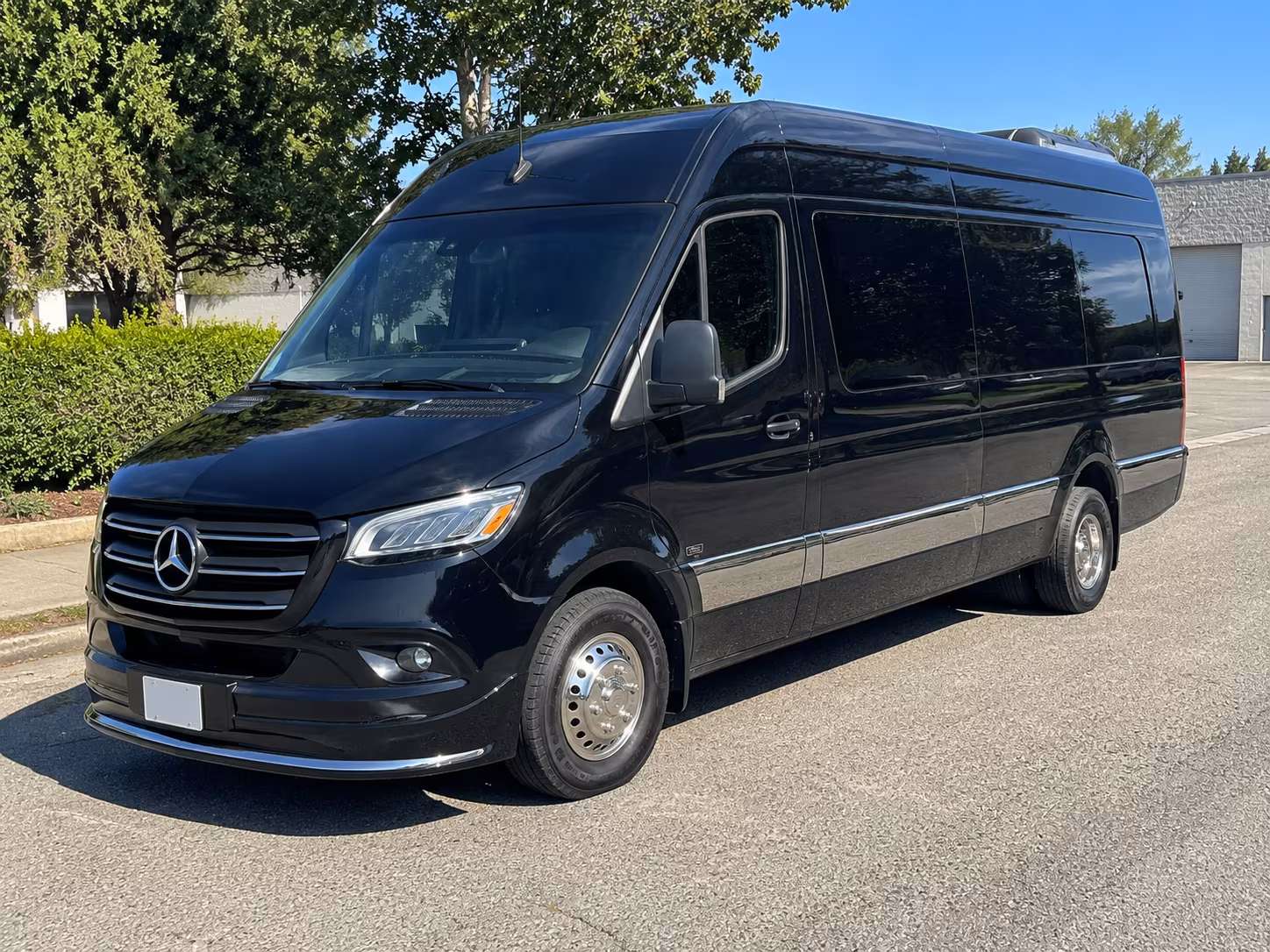 find and book transportation for your next corporate event 3