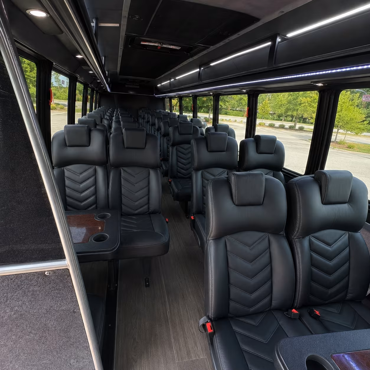minibus rentals for palmdale rehearsal dinners and day before events