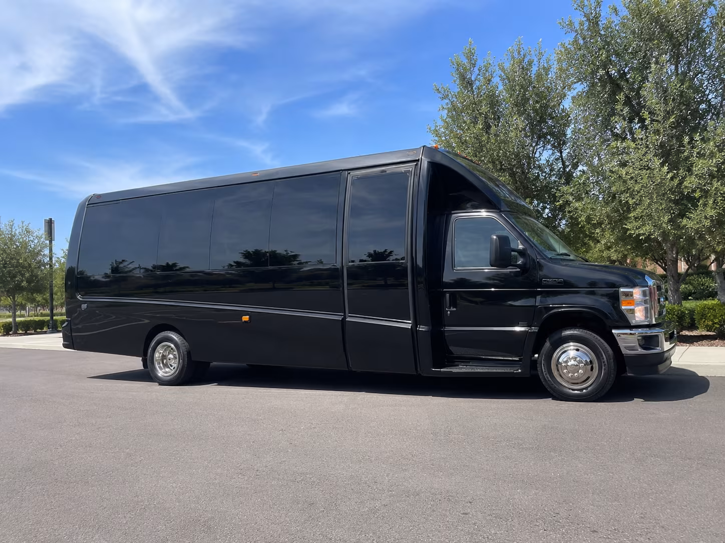 minibuses for executive teams and small corporate groups in palmdale