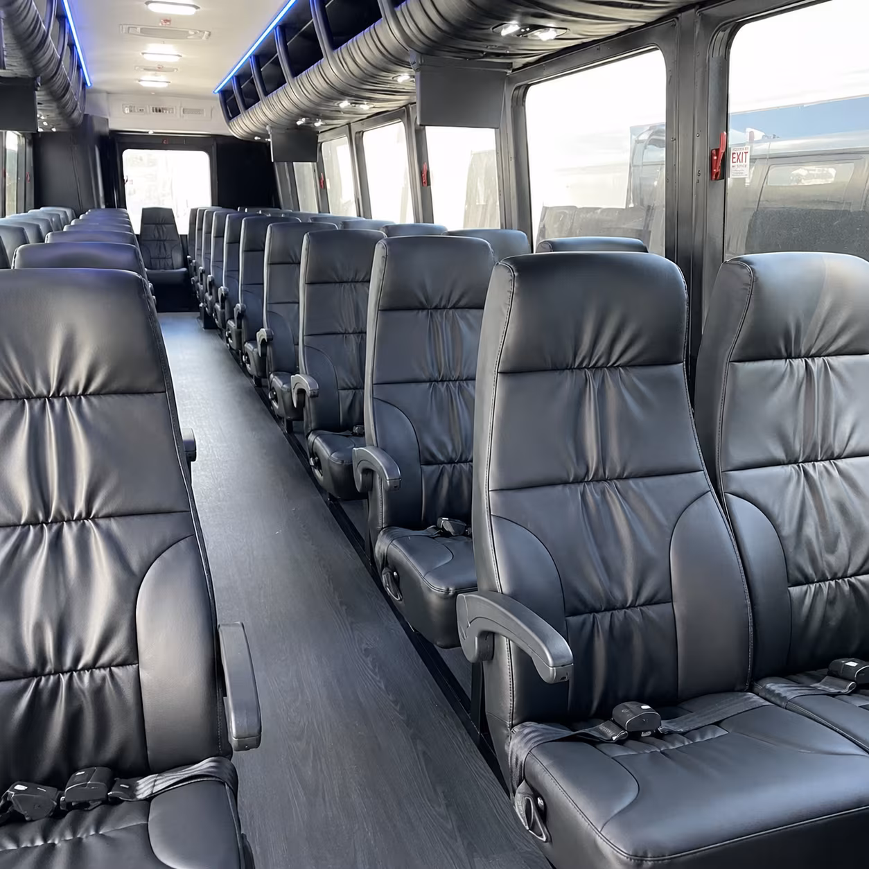 minibuses to ventura county and santa clarita venue shows