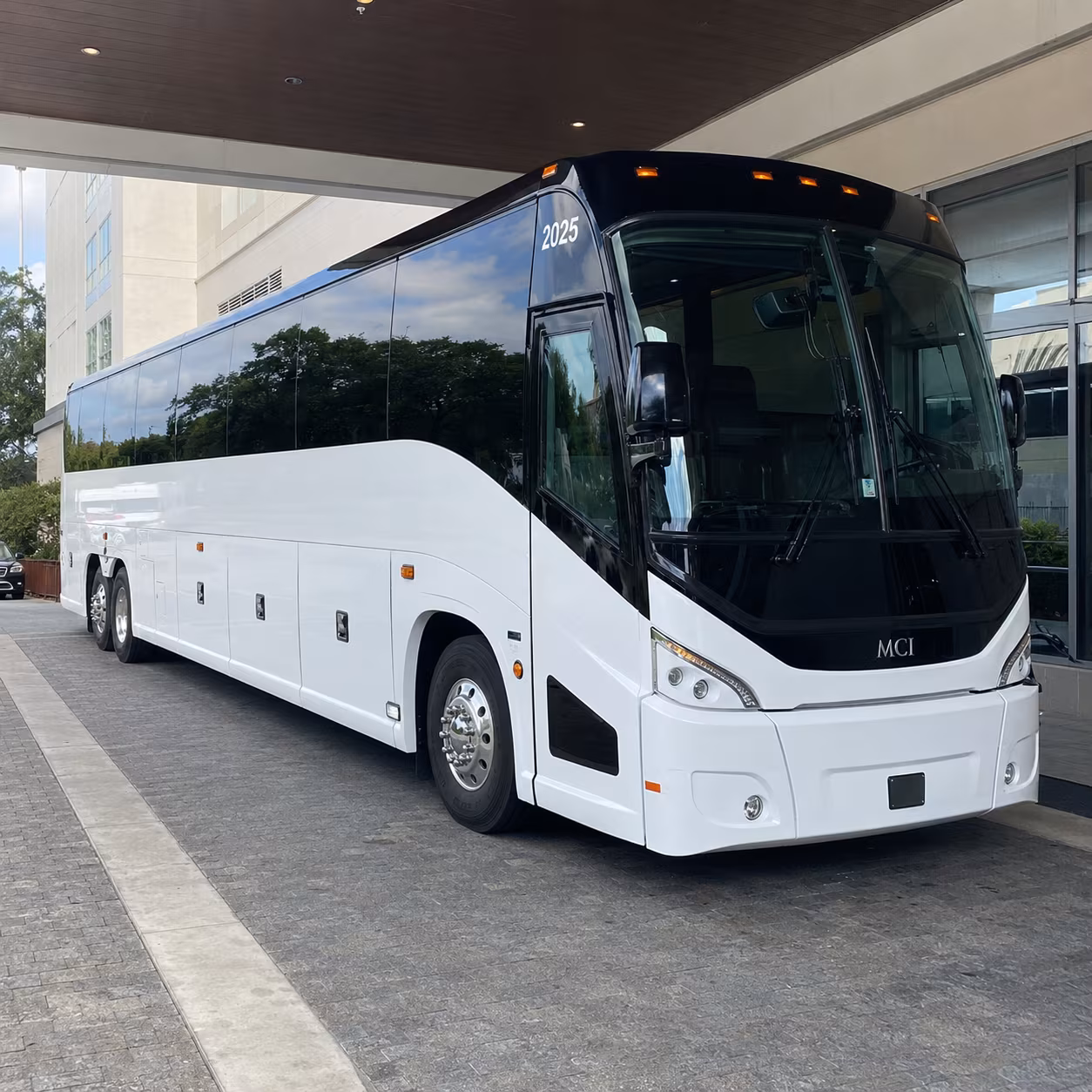 palmdale 54 passenger charter bus